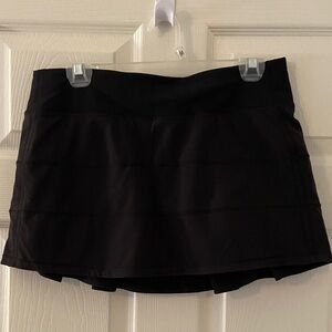Black Lululemon Pace Rival Athletic Skort with Zip Pocket size 8